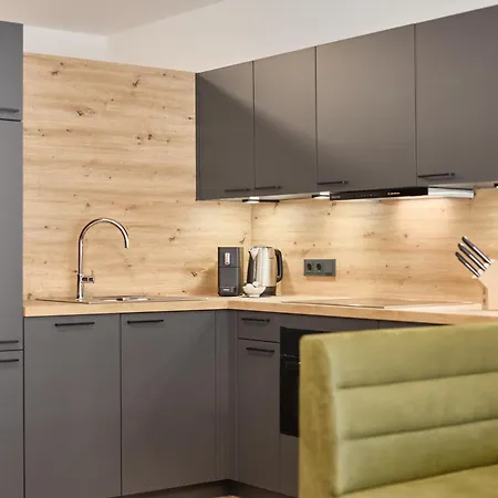 Refugium Mountain ötztal - *